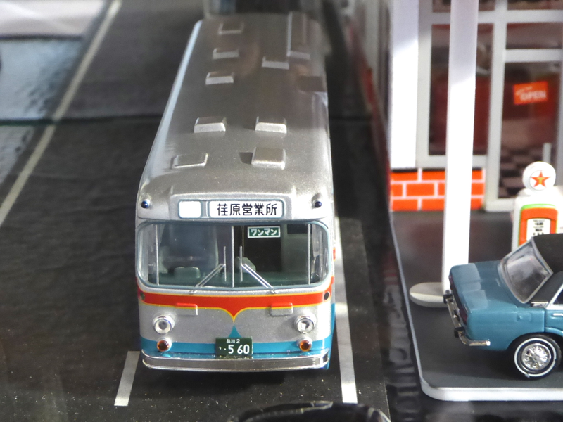 Illustration for article titled Hot Sixty 4th: Let's Take The Bus Again on Samurai Sun-day